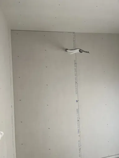 Pré installation de bi-splits dans une maison à Fleury d’Aude, Narbonne, TPJ Énergies Renouvelables