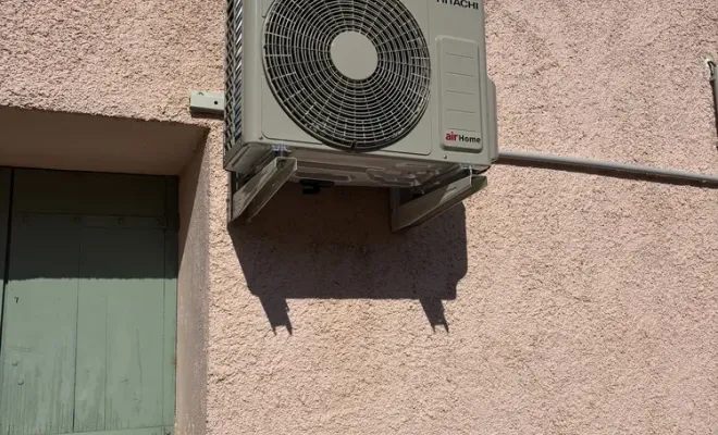 Installation de 2 climatisations réversible HITACHI dans une maison de village à SALLELES d’Aude, Narbonne, TPJ Énergies Renouvelables
