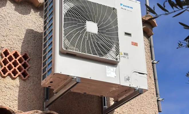 Installation d’un système de climatisation réversible gainable dans une villa  à Cruscades, Narbonne, TPJ Énergies Renouvelables