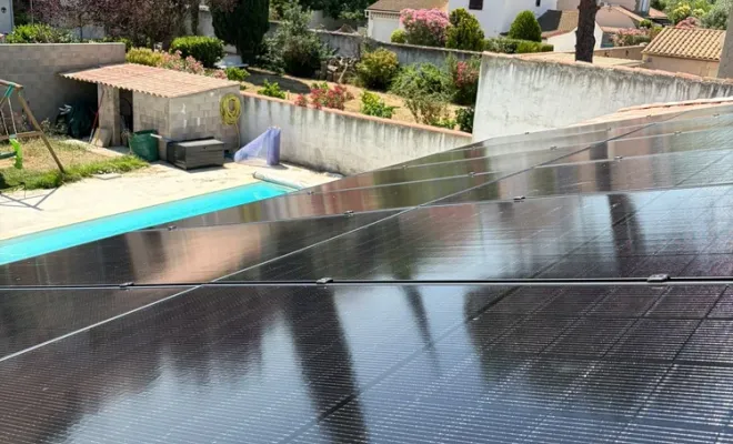 Installation de panneaux solaire photovoltaïque avec  batterie à Moussan, Narbonne, TPJ Énergies Renouvelables